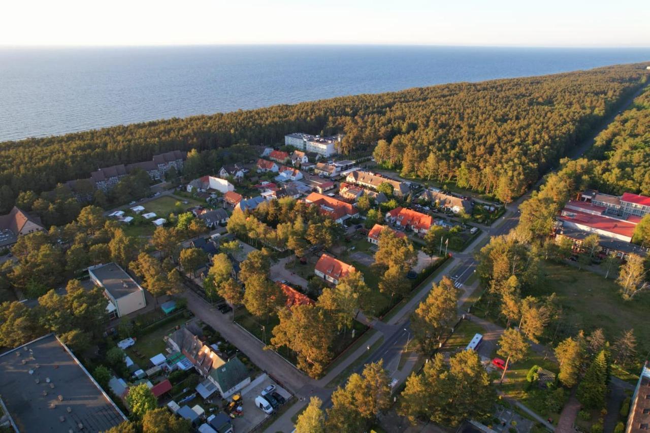 Osrodek Wypoczynkowy Merkury Mrzeżyno Exterior foto