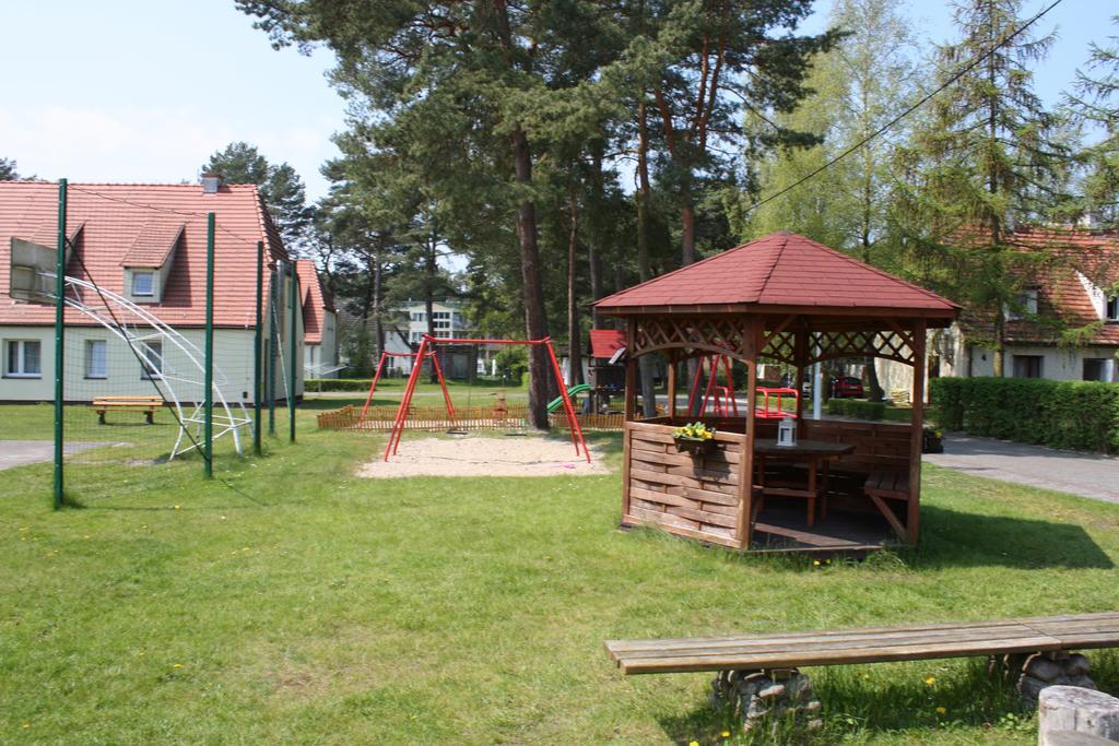 Osrodek Wypoczynkowy Merkury Mrzeżyno Exterior foto
